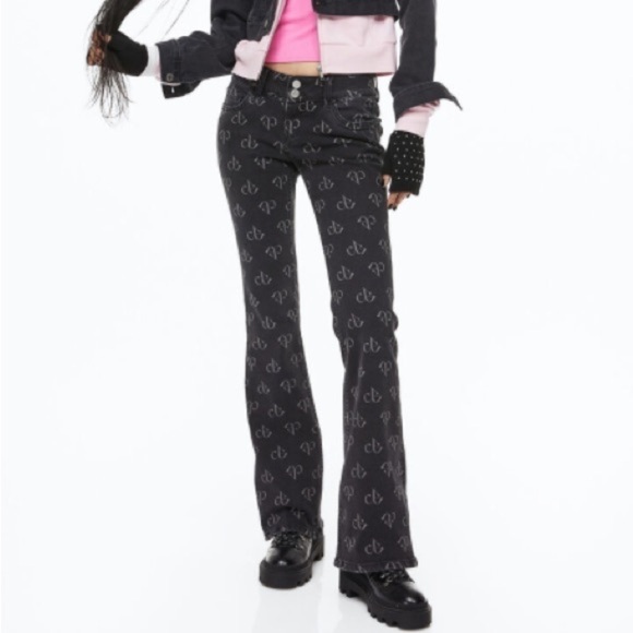 NEW BLACKPINK X H&M Mid Rise Flare Jeans - Picture 6 of 16